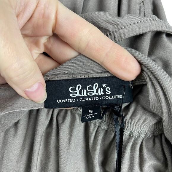 NWT Lulus Surplice Sleeveless Maxi Dress with Side Slit Cutout Back Size Small - Picture 11 of 15